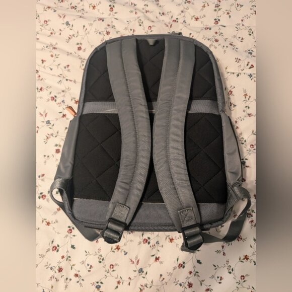 Samsonite Travel Backpack - Picture 12 of 16